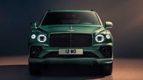 Bentley представила обновленную версию кроссовера Bentayga