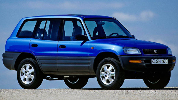 ТОП-3 недорогих полноприводных кроссоверов и внедорожников с пробегом