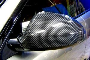 Карбоновая пленка для автомобиля &mdash; как наклеить