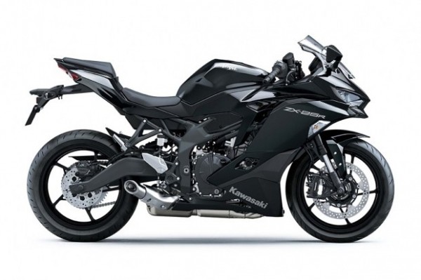 Начались продажи байка Kawasaki Ninja ZX-25R