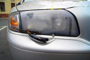 Почему потеет фара и что с этим делать