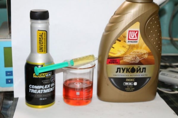 Присадка для повышения вязкости масла в моторе: особенности работы, плюсы и минусы
