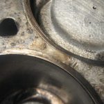 Пробит поддон картера двигателя: что делать водителю