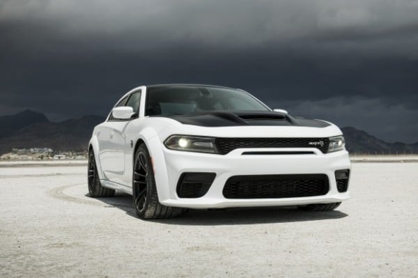 Восставший из ада: Charger SRT Hellcat Redeye