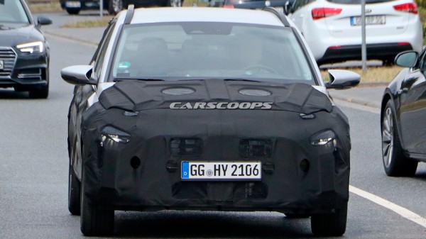 Новый городской кроссовер Hyundai на базе i20 впервые вышел на тесты