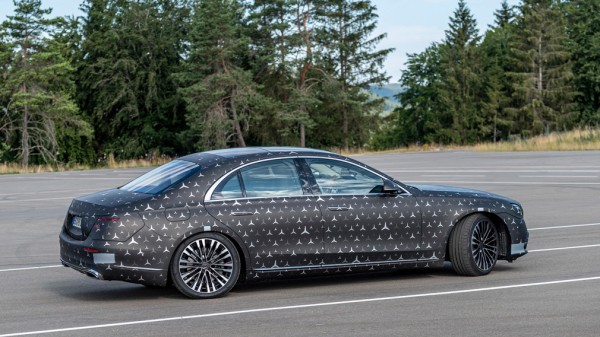 Показали новый Mercedes-AMG S63e с 800-сильной гибридной установкой