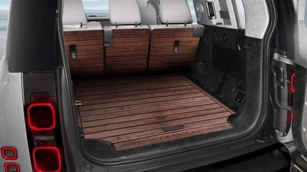 Land Rover Defender тюнеры превратили в дорожную яхту