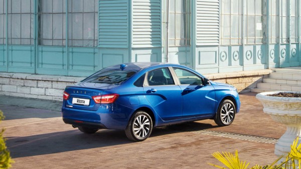 Первые изображения новой Lada Vesta Facelift опубликованы в Сети