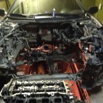 Что значит &laquo;кулак дружбы&raquo; в двигателе