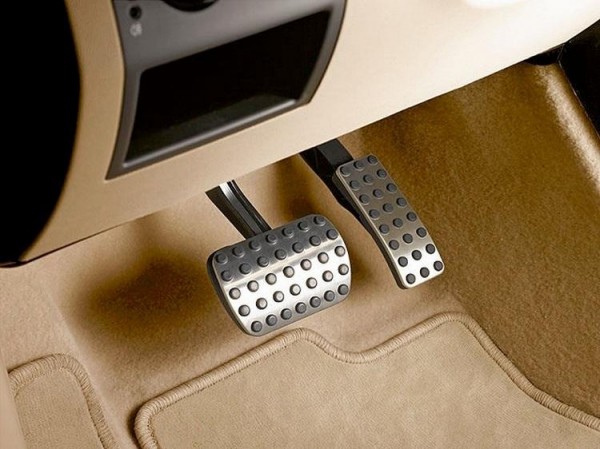 Для начинающих водителей: вождение автомобиля с автоматической коробкой передач