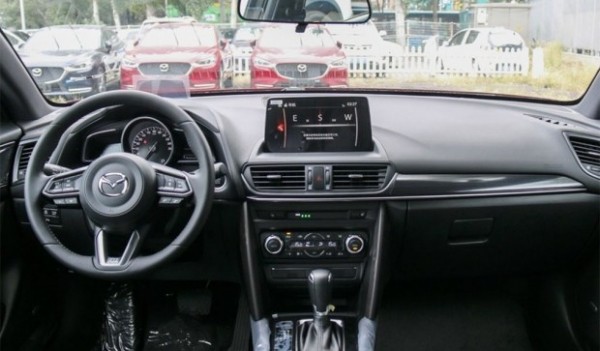 Кроссовер Mazda CX-4 снова бестселлер