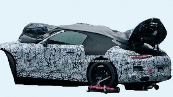 Новый Mercedes SL. Куда исчезла крыша?