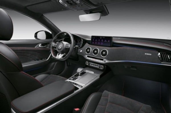 Обновленный и возможно последний KIA Stinger