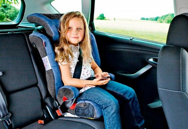 Правила перевозки детей до 12 лет в автомобиле