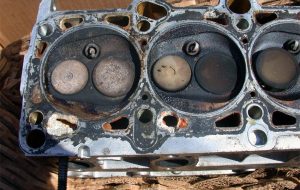 Причины заклинивания автомобильного двигателя