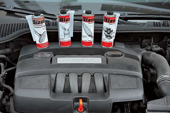 Присадки для двигателя: стоит ли их заливать в мотор