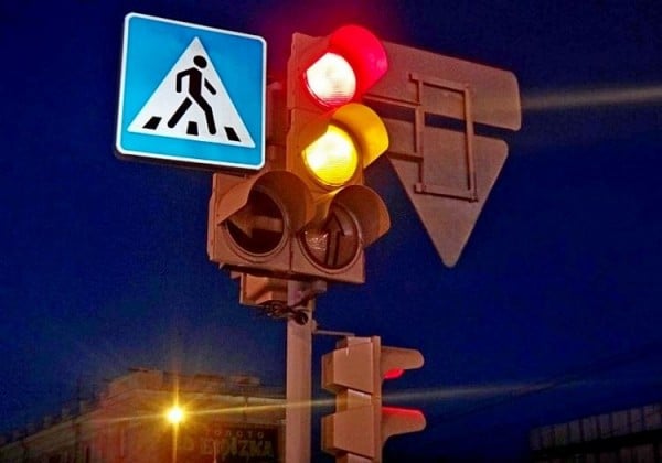 Штраф за проезд на красный свет светофора