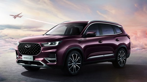 Опубликованы снимки салона кроссовера Chery Tiggo 8