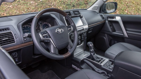 Внедорожник Toyota Land Cruiser Prado получил мощный дизель