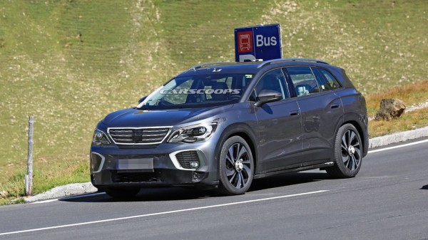 Volkswagen вывел на тесты новый электрический внедорожник ID.6