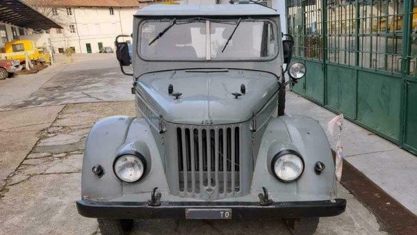 В Италии раритетный ГАЗ-69 продают за 6 тысяч евро