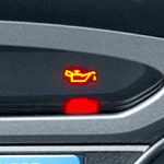 Бензин попал в масло двигателя: что делать водителю