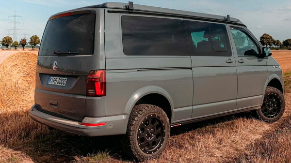 Минивэн Volkswagen T6 доработали для серьезного бездорожья