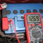 Электролит замерзает в аккумуляторе: почему так происходит и как решить эту проблему