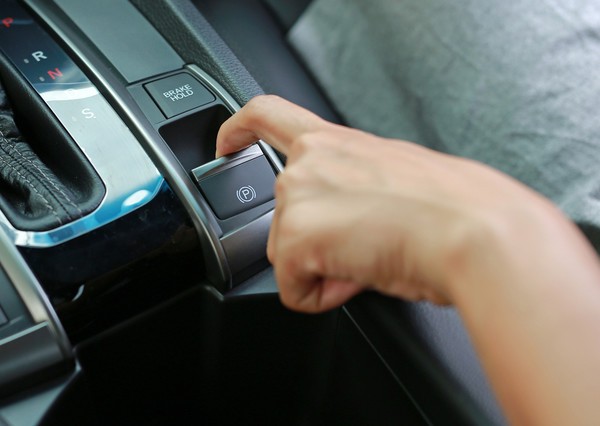 Электроручник: чем отличается от обычного и по какому принципу работает