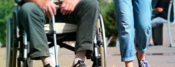 Госдума будет рассматривать законопроект о новом методе получения протезов и препаратов