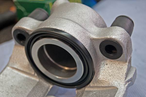 Клин, перегрев, коррозия: всё, что нужно знать об обслуживании тормозного суппорта