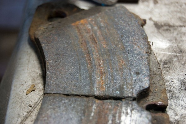 Клин, перегрев, коррозия: всё, что нужно знать об обслуживании тормозного суппорта