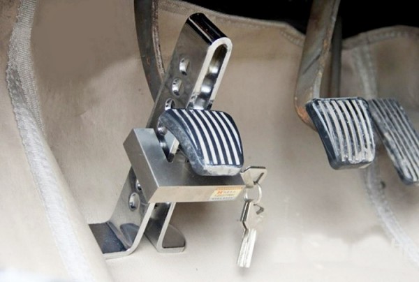 Механические противоугонные устройства для автомобилей