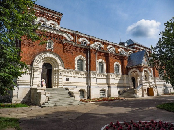 По дороге мануфактур и ремесел: путешествие на Hyundai Santa Fe