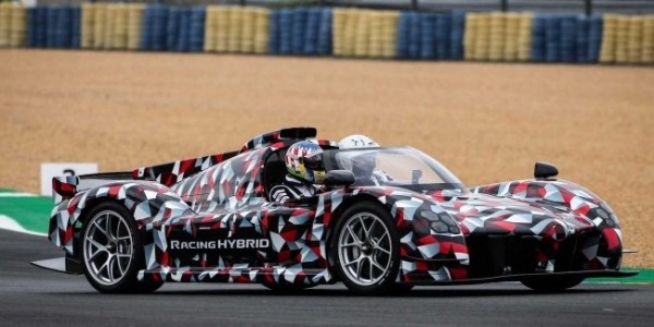 Toyota поконкурирует с Koeninsegg