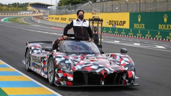 Toyota поконкурирует с Koeninsegg