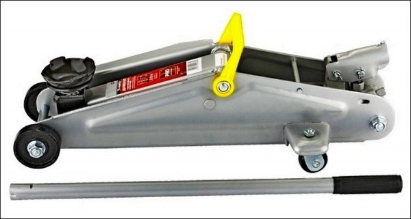 Выбор подкатного домкрата