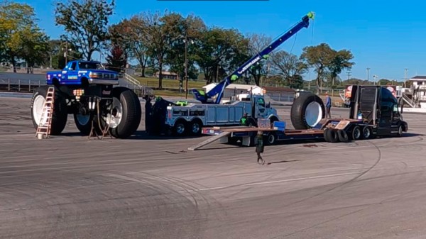 Гигантский монстр-трак поставили на колеса от обычного авто