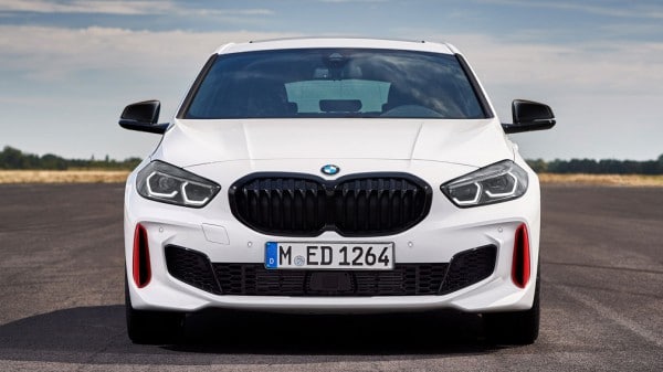 Первый хот-хэтч BMW с передним приводом получил 265-сильный мотор