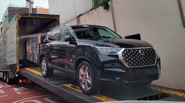 Внешность нового SsangYong Rexton раскрыта до премьеры