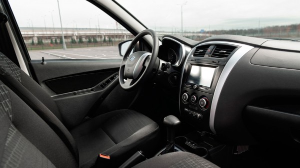 ТОП-3 новых автомобилей для российских пенсионеров