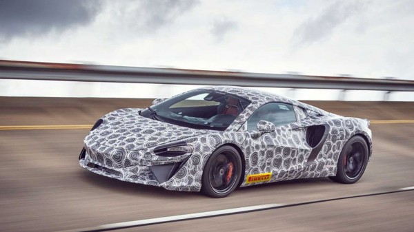 Компания McLaren готовит к выходу новый гибридный суперкар