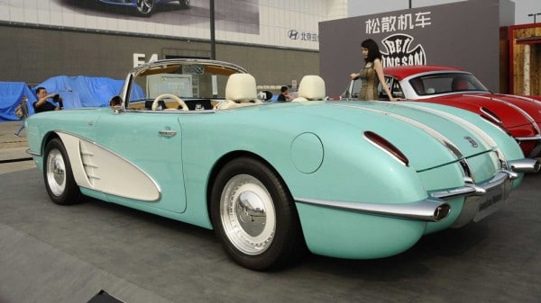 В Chevrolet не увидели основания для скандала в китайской реплике первого Corvette