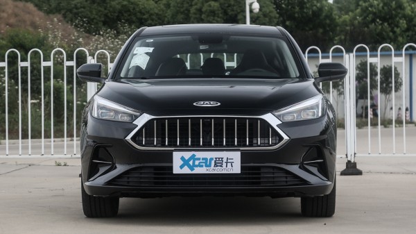 Раскрыта возможная стоимость лифтбека JAC J7