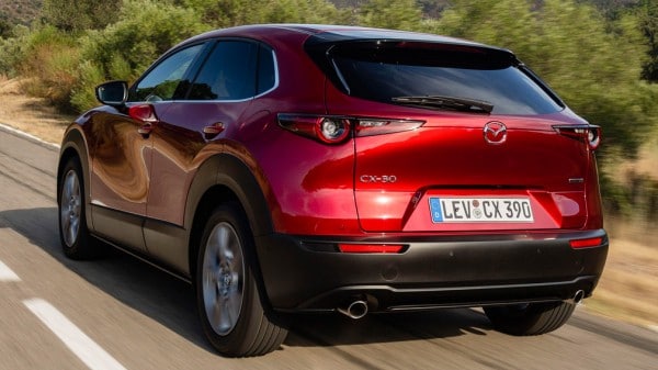 Самый доступный кроссовер Mazda появится в России до конца года