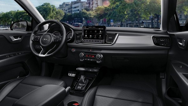 Kia показала обновленный седан Kia Rio