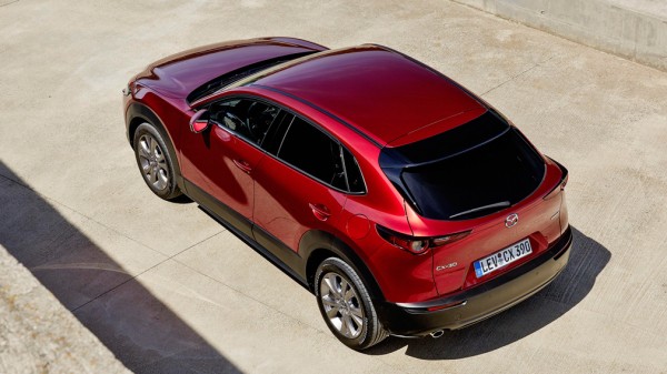 Самый доступный кроссовер Mazda появится в России до конца года