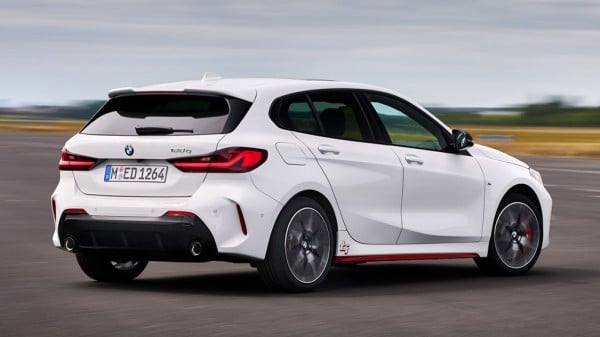 Первый хот-хэтч BMW с передним приводом получил 265-сильный мотор