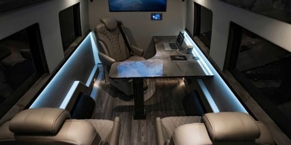 Inkas показал роскошный офис на колесах