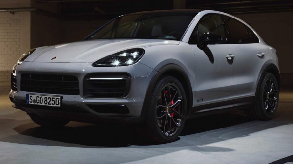 Компания Porsche представила новые Cayenne GTS с восьмицилиндровыми двигателями